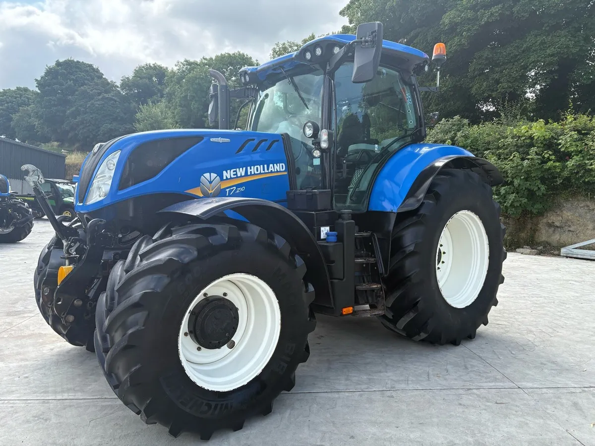 2020 New Holland T7.210 ***Autocommand* - Image 3