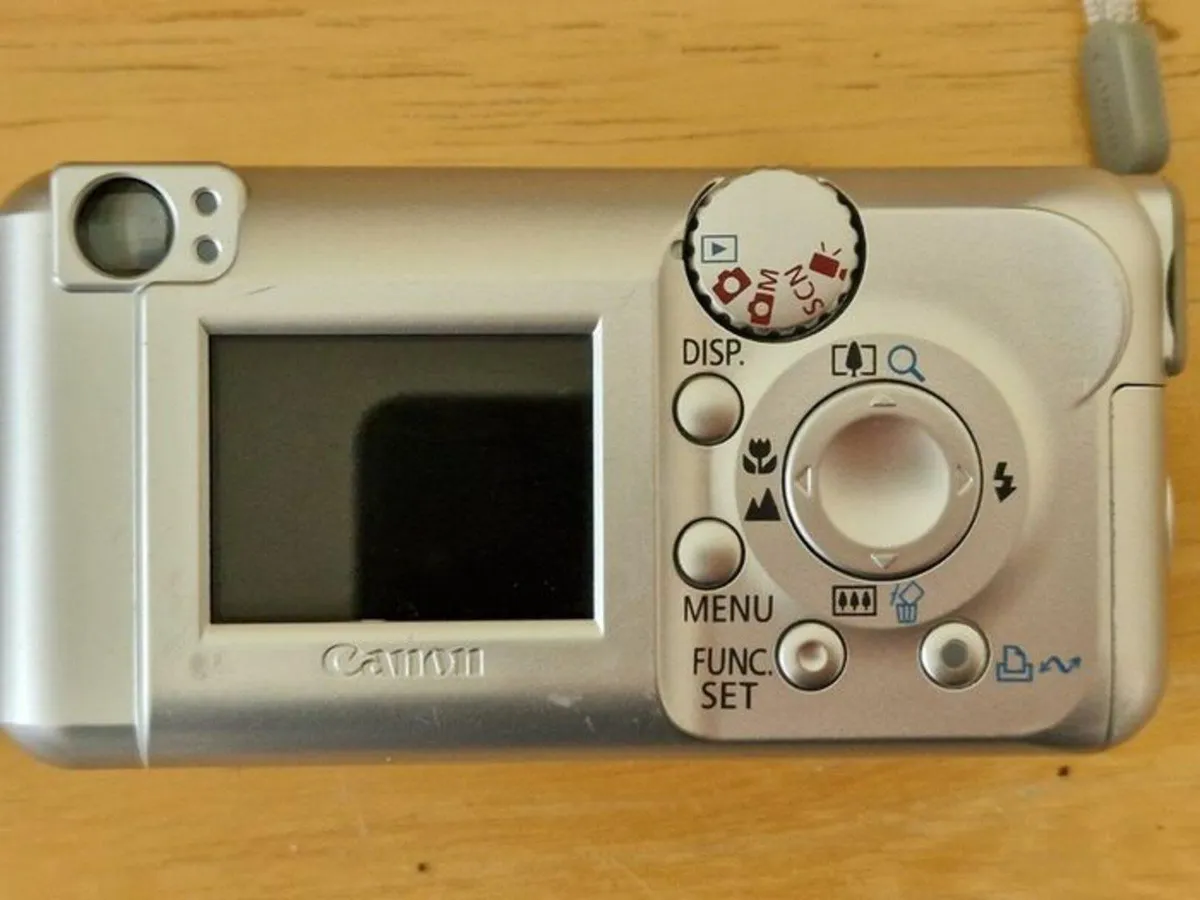 Canon Powershot A410 Digital Camera + 1GB SD Card - Image 2