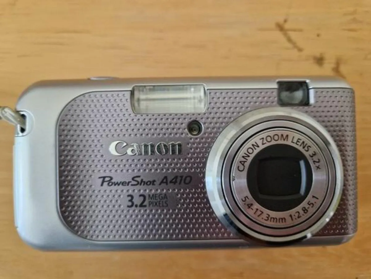 Canon Powershot A410 Digital Camera + 1GB SD Card - Image 1