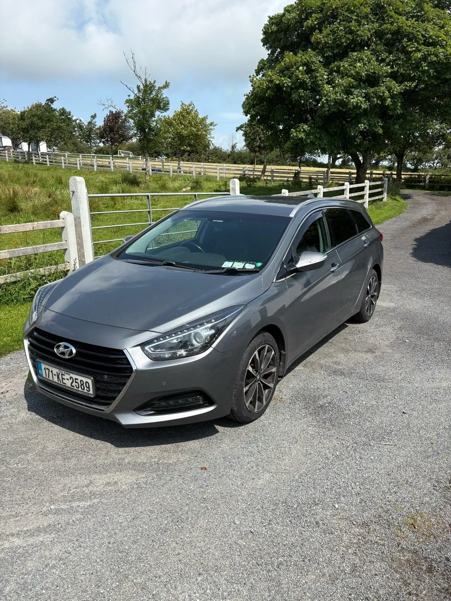 2017 Hyundai I40 Estate - Image 1