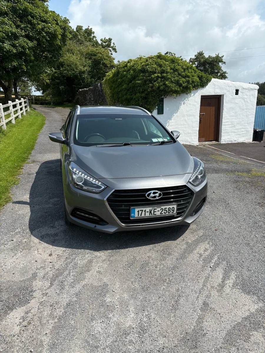 2017 Hyundai I40 Estate - Image 2