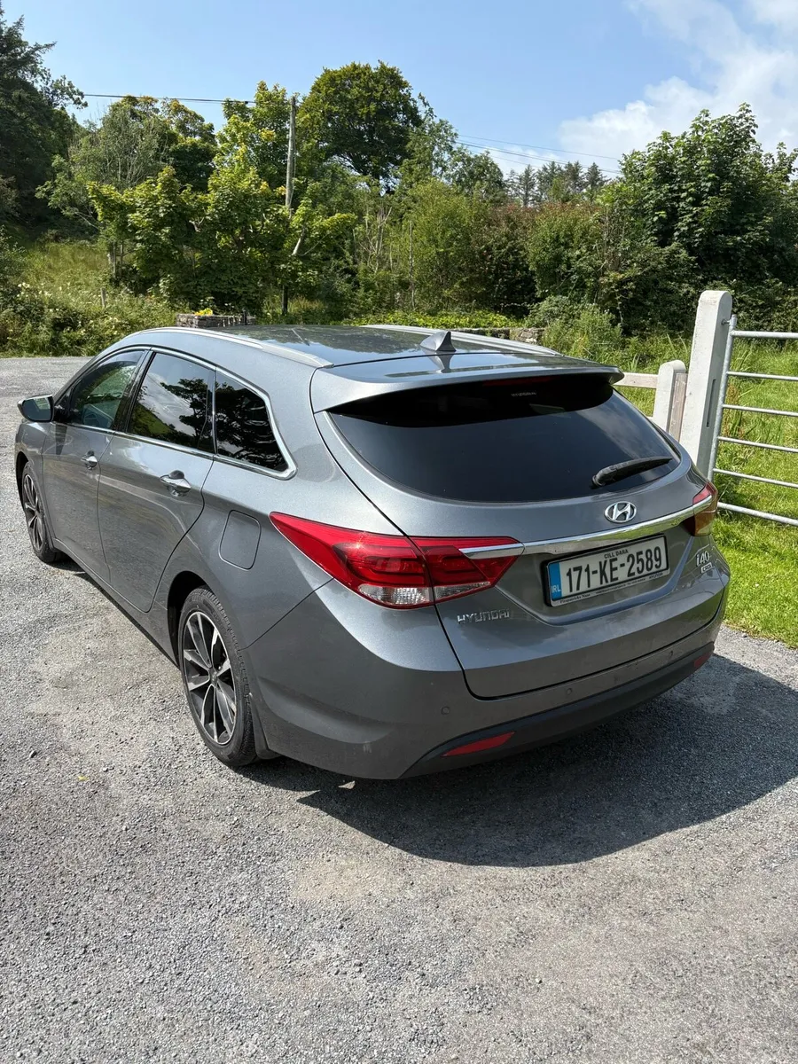 2017 Hyundai I40 Estate - Image 3