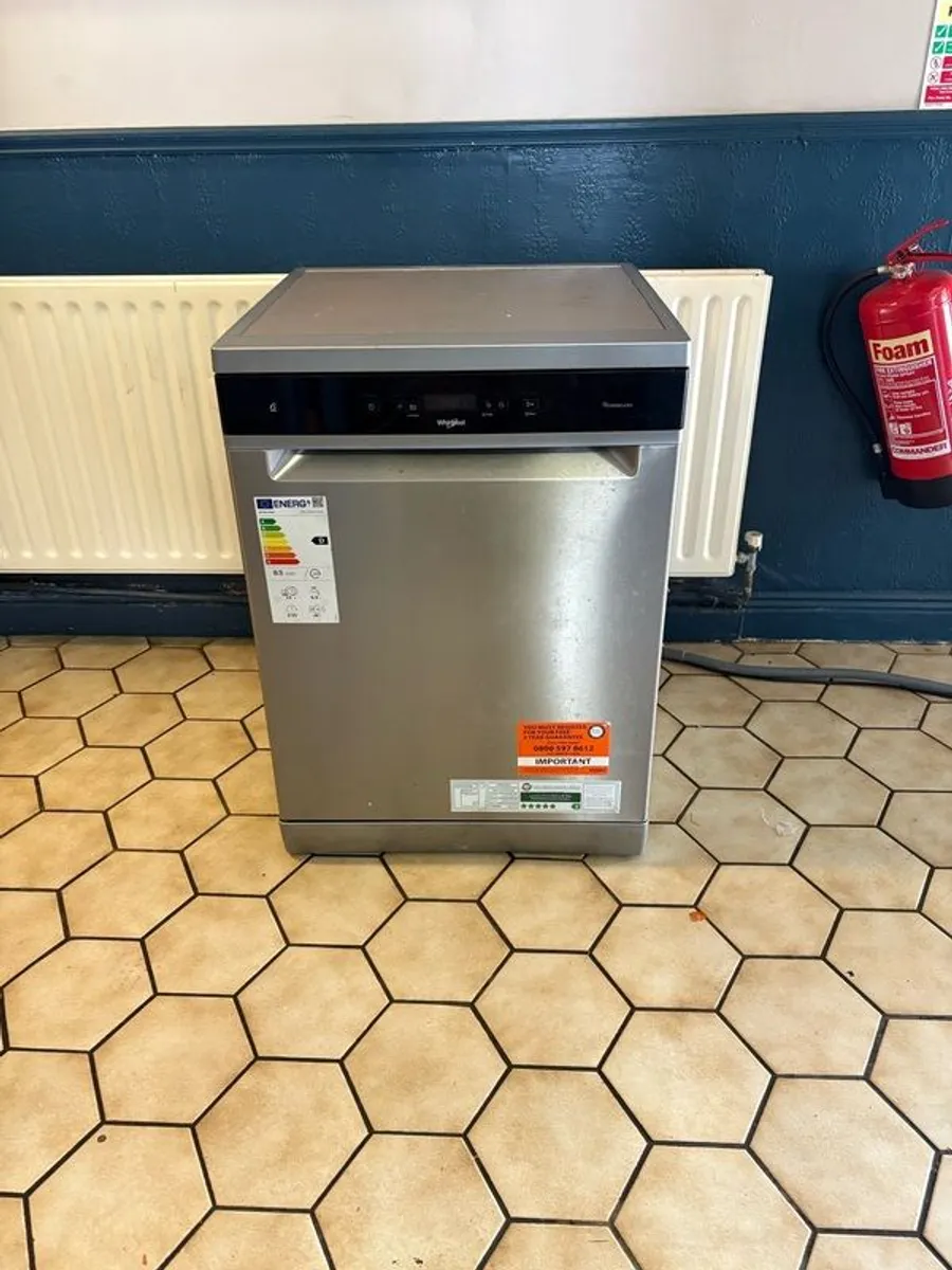 Whirlpool Powerclean dishwasher - Image 1