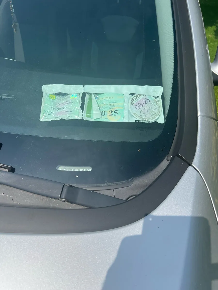 Car - Image 3