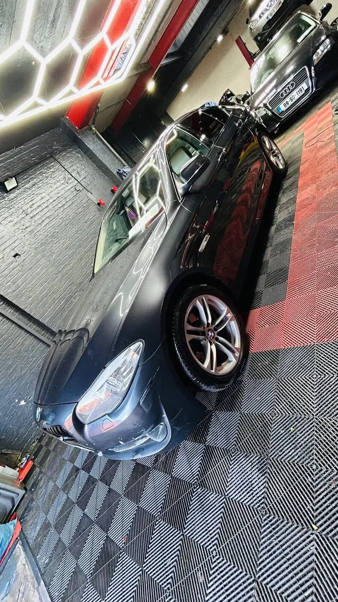 BMW 520 - Image 2