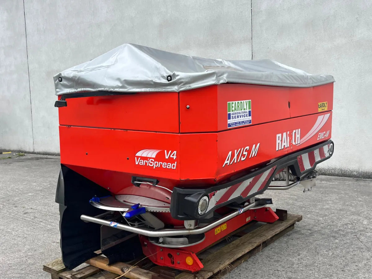 Rauch fertilisers spreader - Image 1