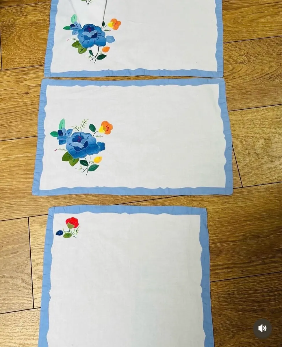 Napkins - Image 1
