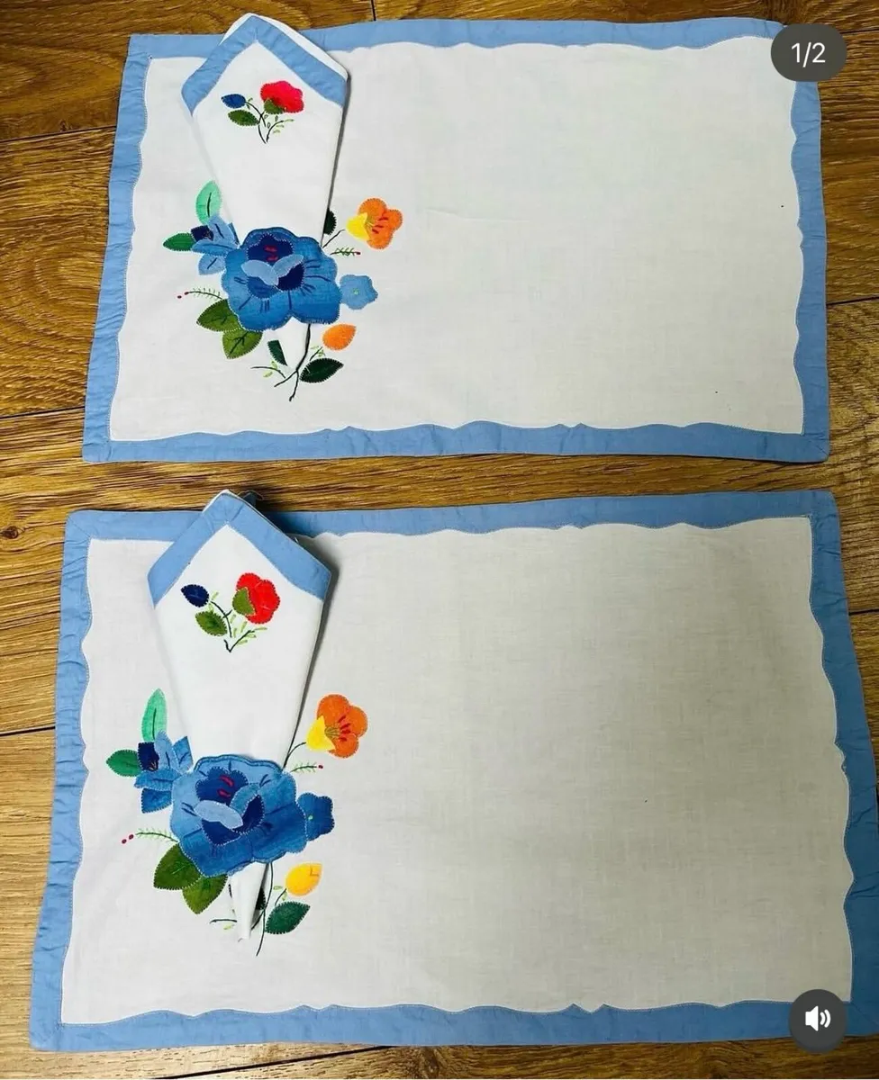 Napkins - Image 2