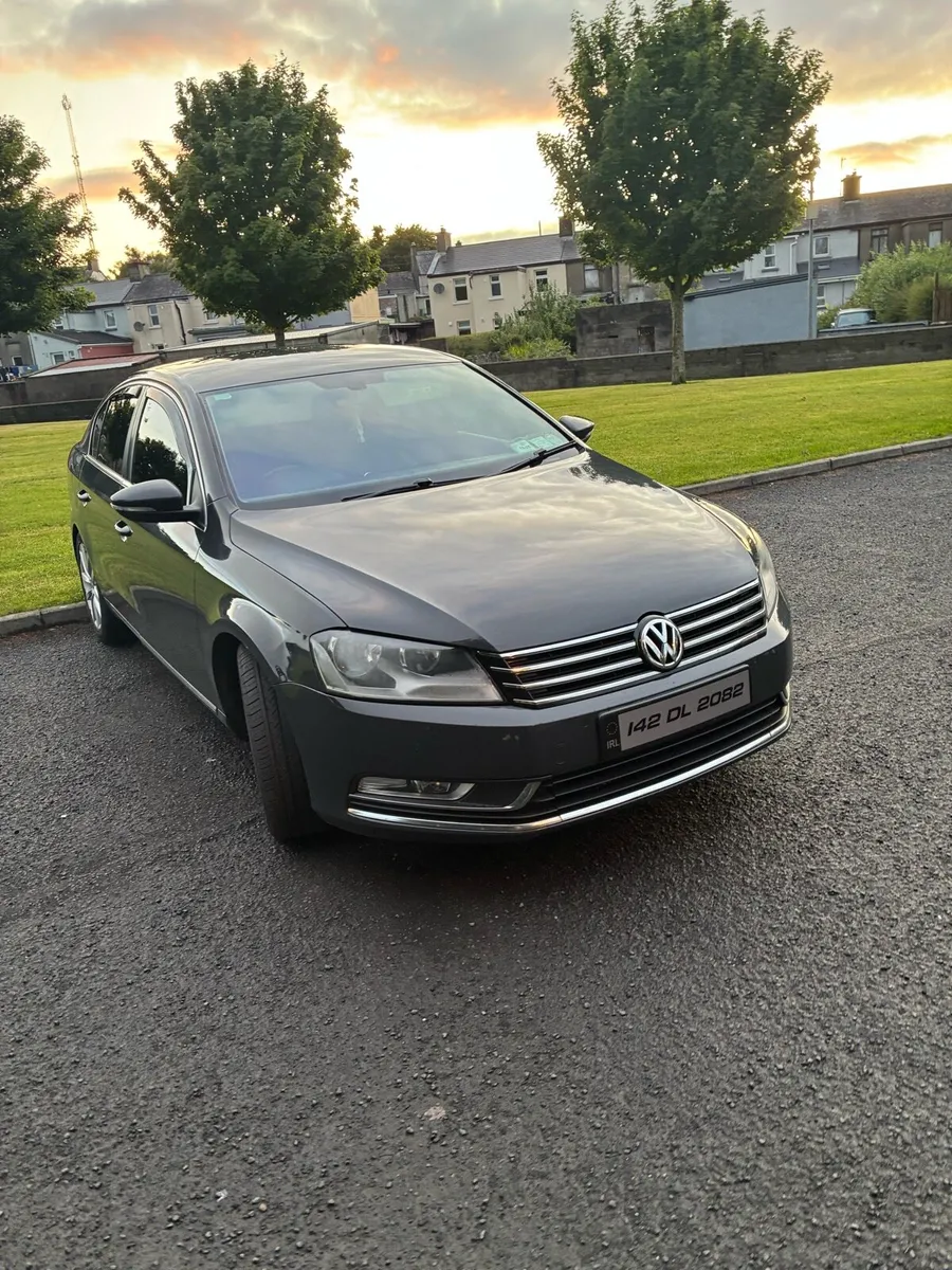 Volkswagen Passat - Image 3