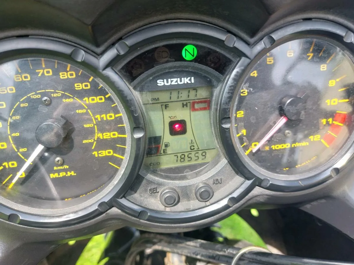 2004 DL 650 vstrom - Image 1