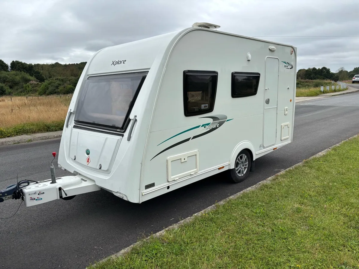 2014 Elddis explore 304 lightweight 4berth - Image 1