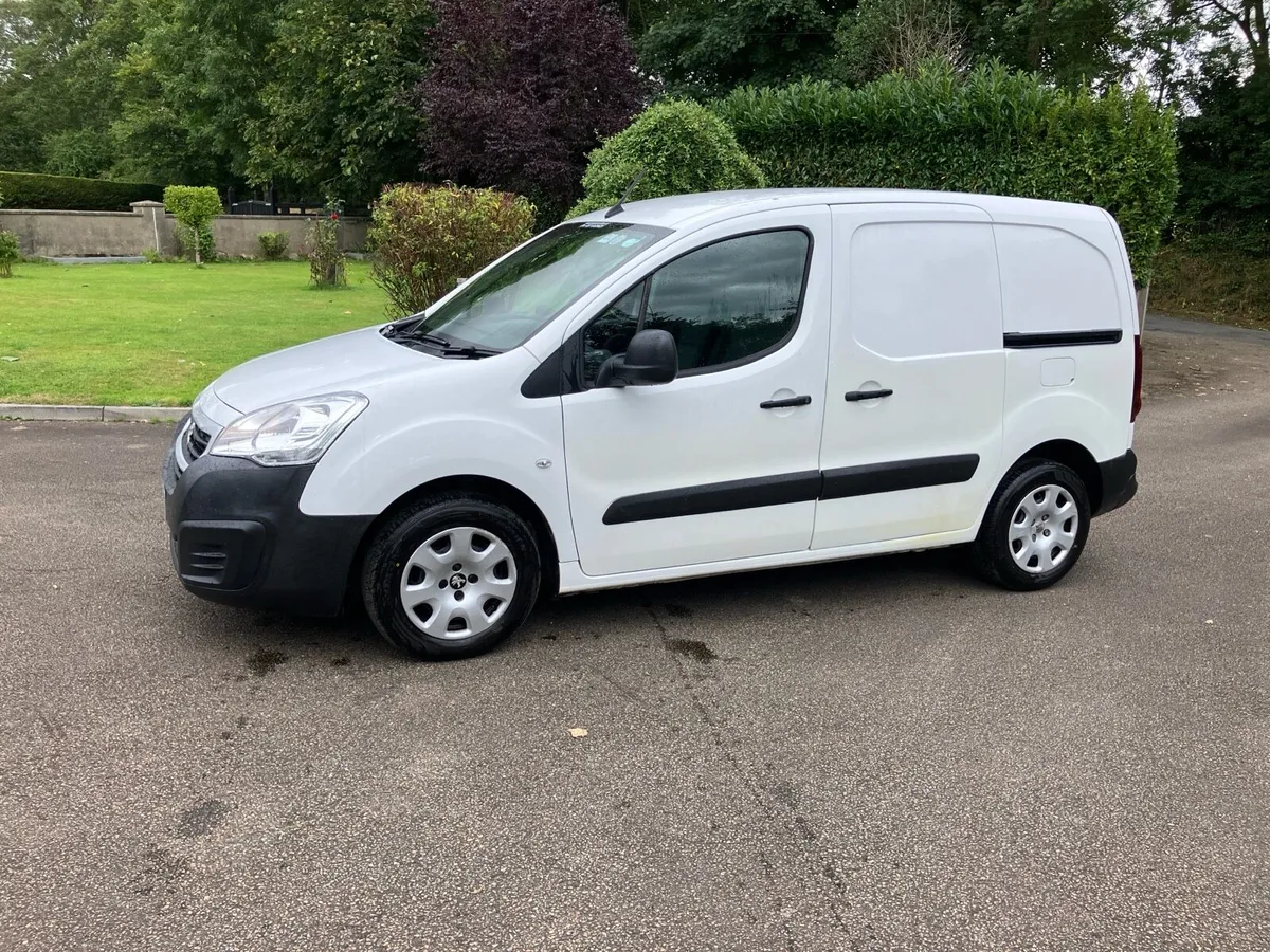 Peugeot partner 1.6BlueHdi 100BHP - Image 4