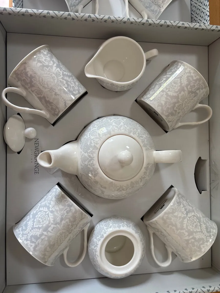 China tea set - Image 1