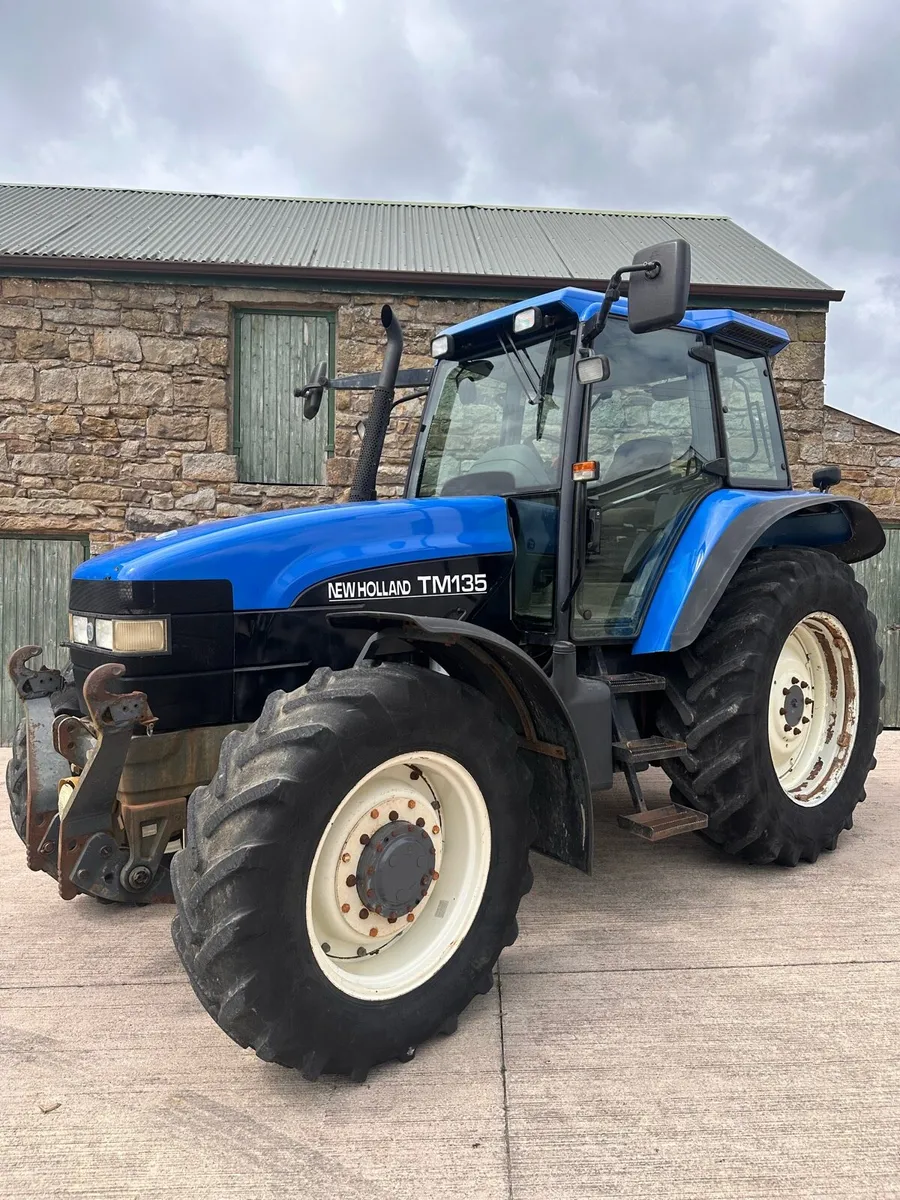 New Holland TM135 - Image 1