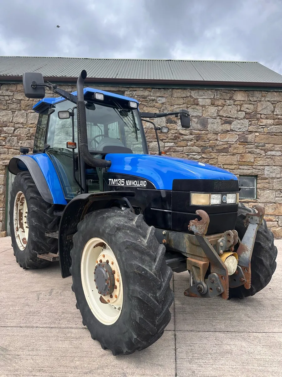 New Holland TM135 - Image 2