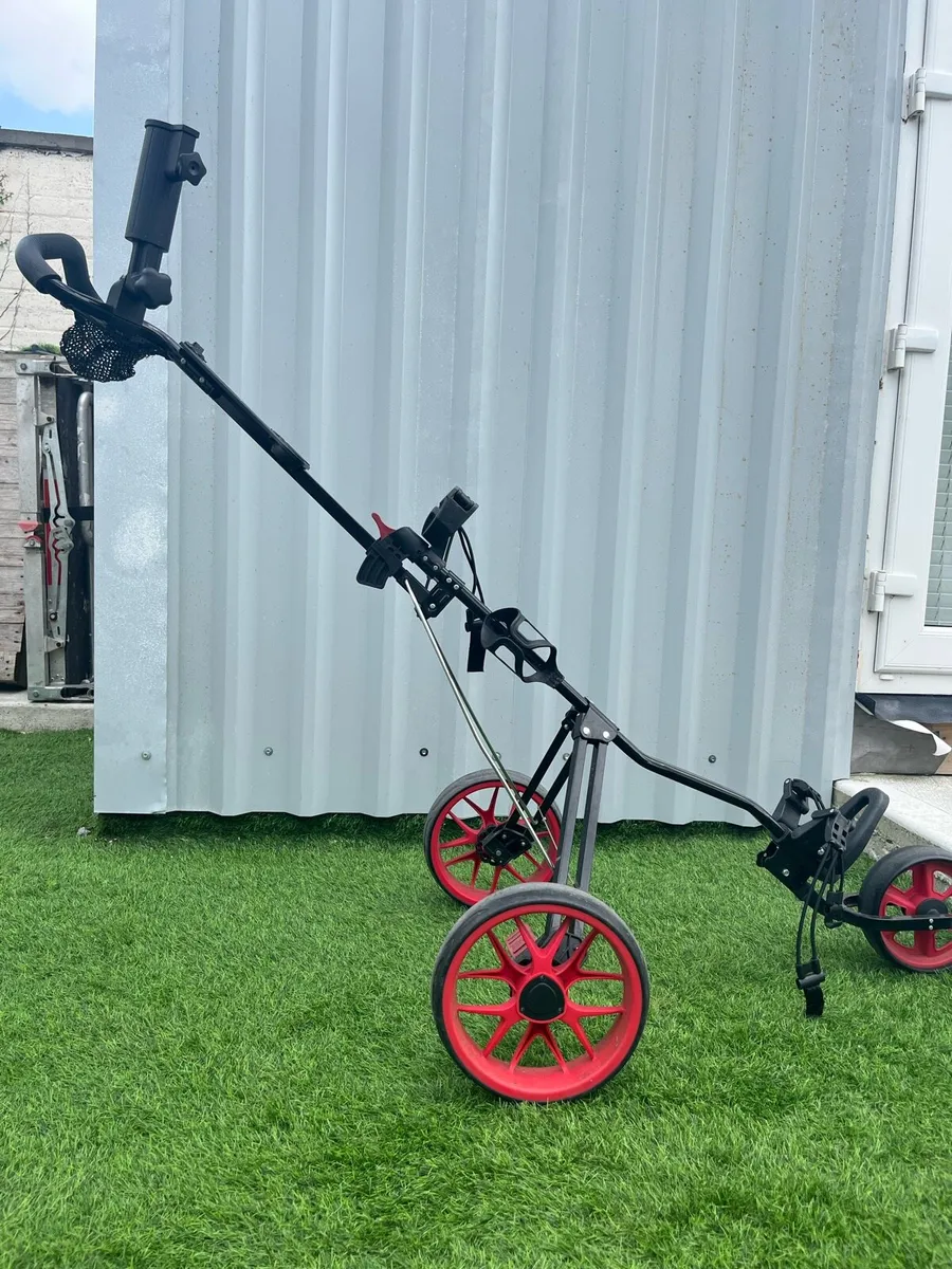 3 Wheel Push Golf Trolley - Image 1