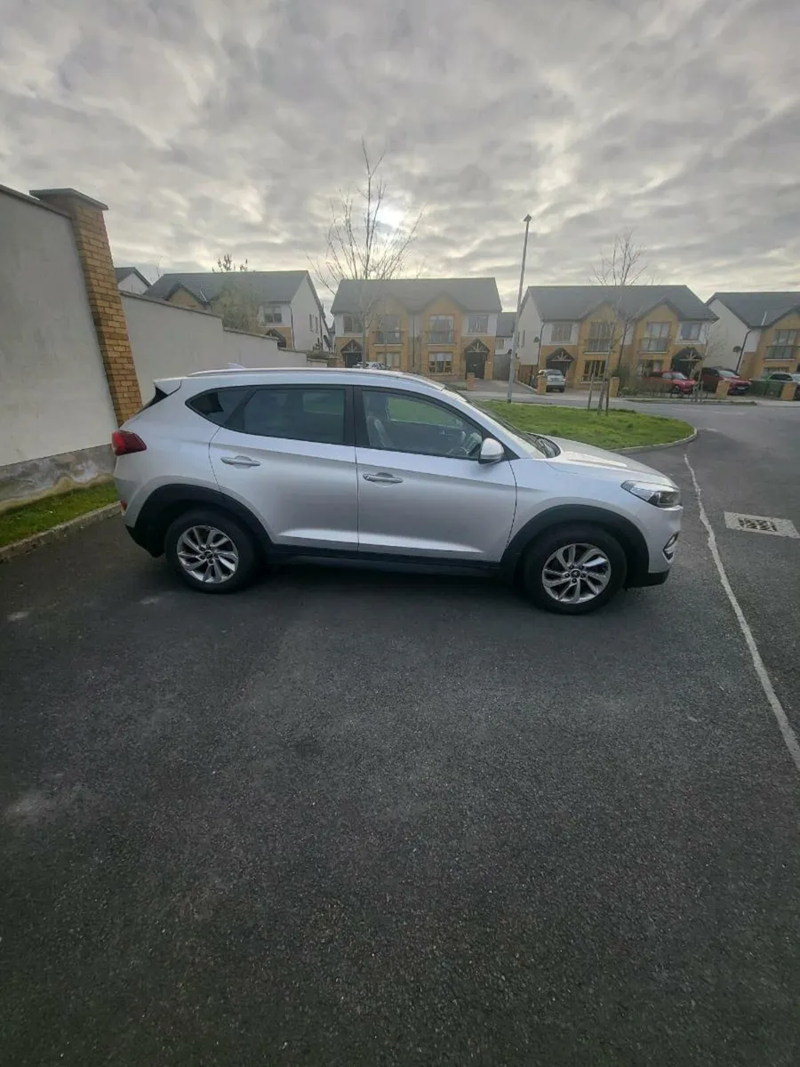 Hyundai Tucson - Image 2