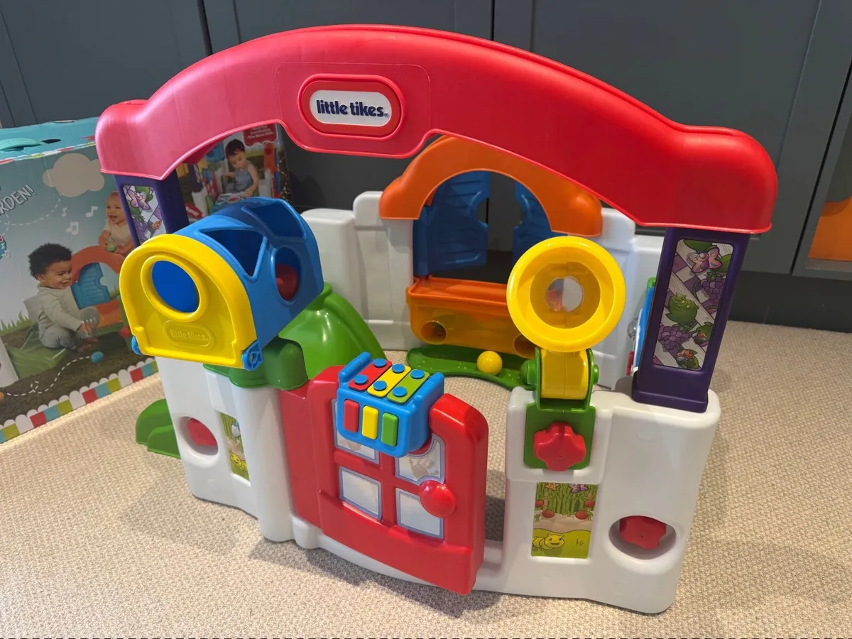 Little Tikes Discover Sounds Activity Garden - Image 1
