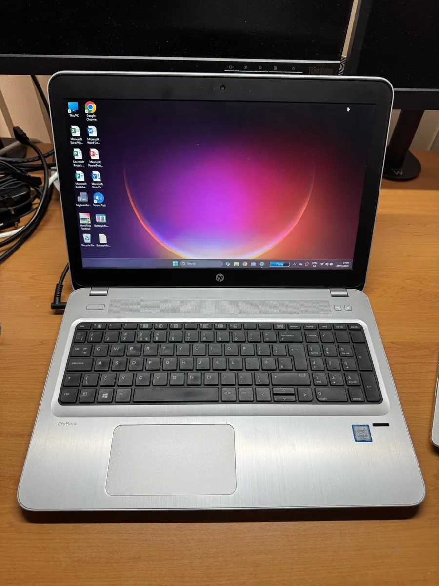 HP Laptop i5 pro 8-256ssd win 11 pro - Image 1