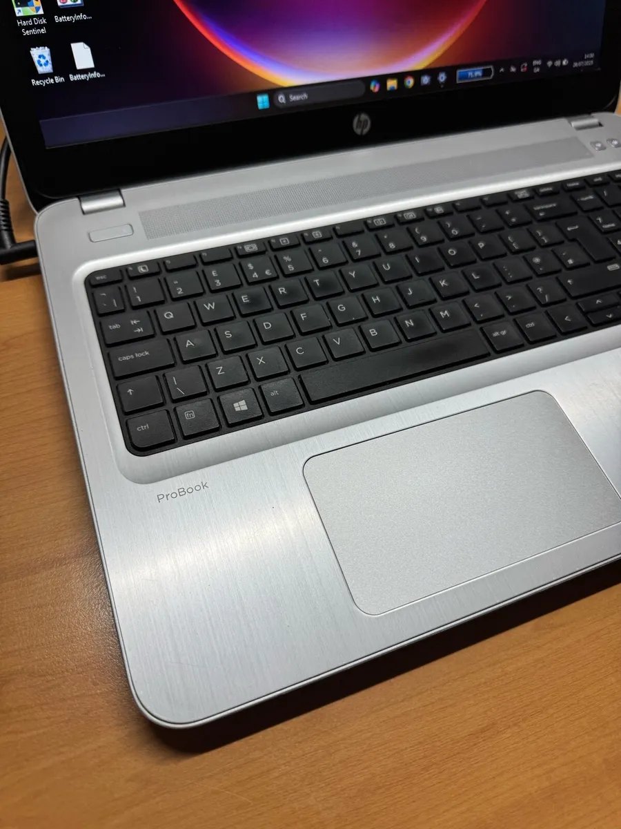 HP Laptop i5 pro 8-256ssd win 11 pro - Image 3