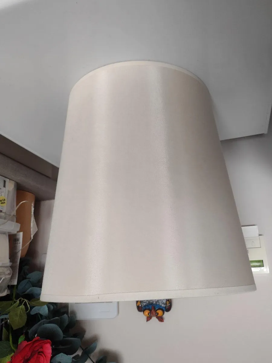 Tall silky cream lamp shade H34cm - Image 1