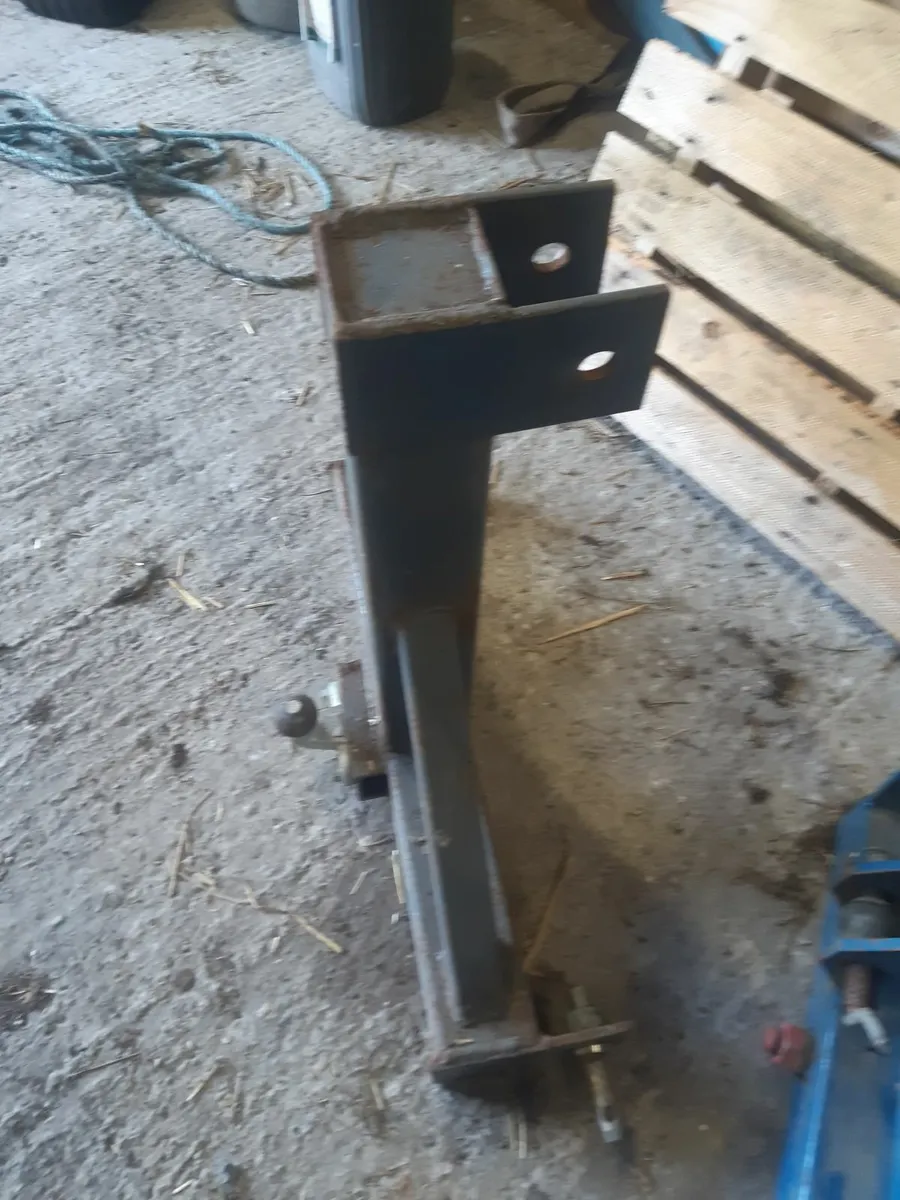 Piping  pto shaft and a hitch - Image 4