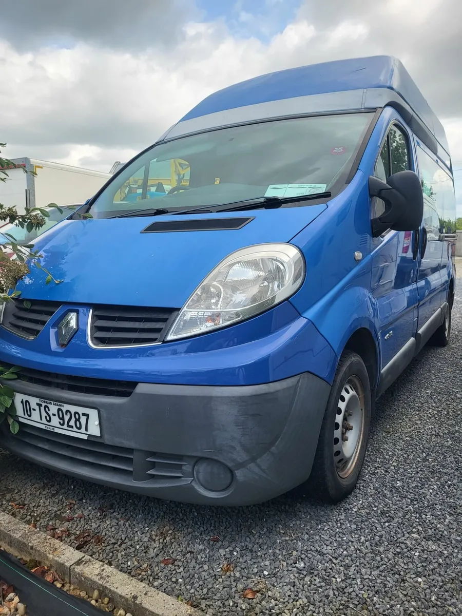 RENAULT TRAFFIC HIGH ROOF VAN.  CAMPER CONVERSION - Image 1