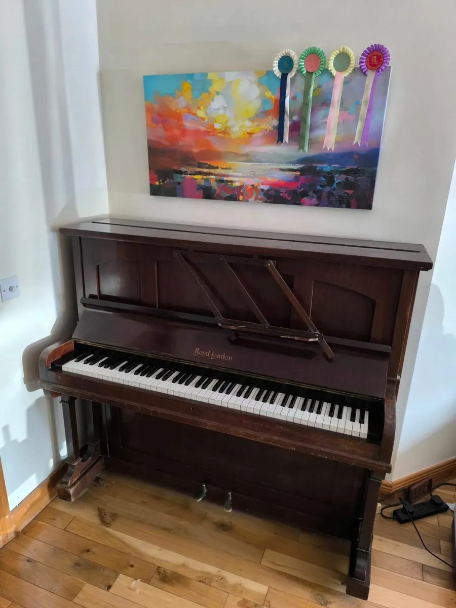 Piano - Image 1
