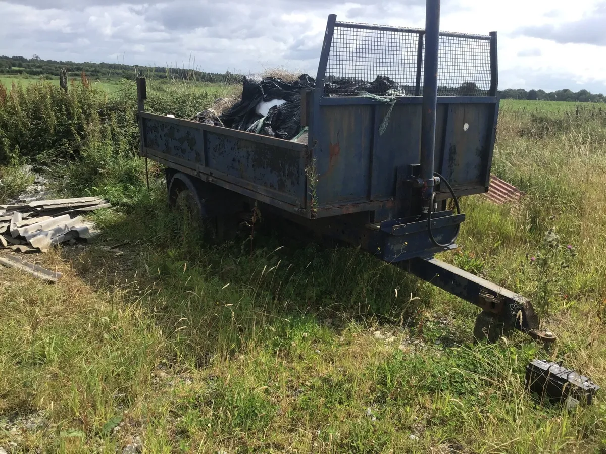 Trailer