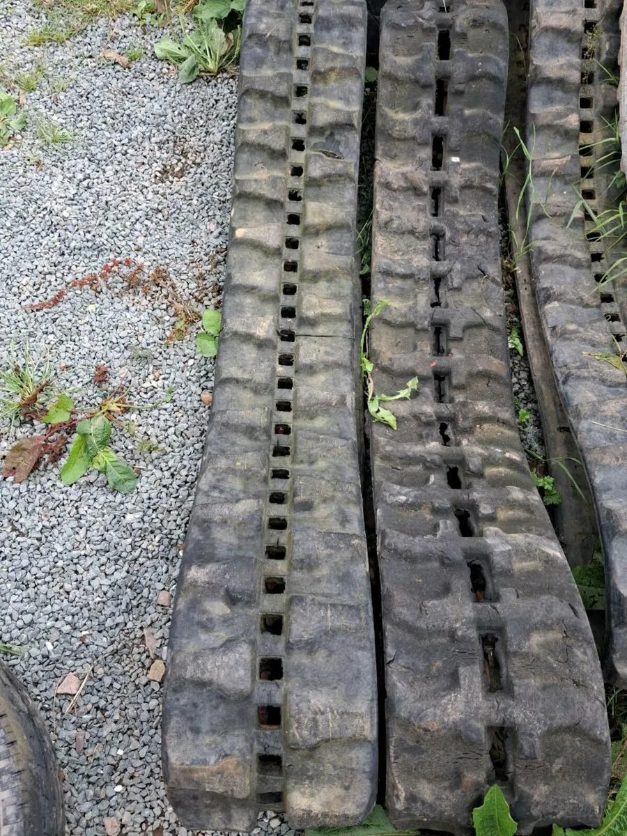 3 tone mini digger tracks - Image 1