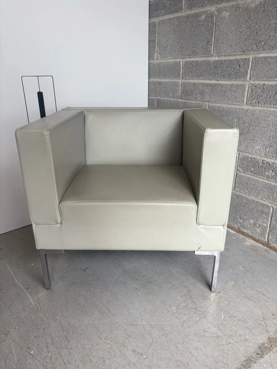 Soft seating - Image 2