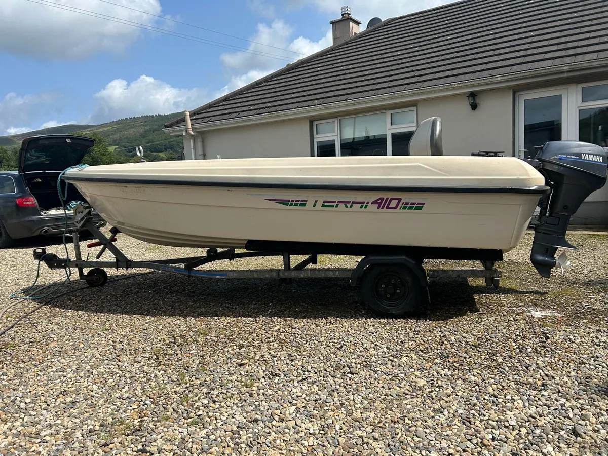 Terhi 410 hallmark trailer and 8hp Yamaha - Image 4