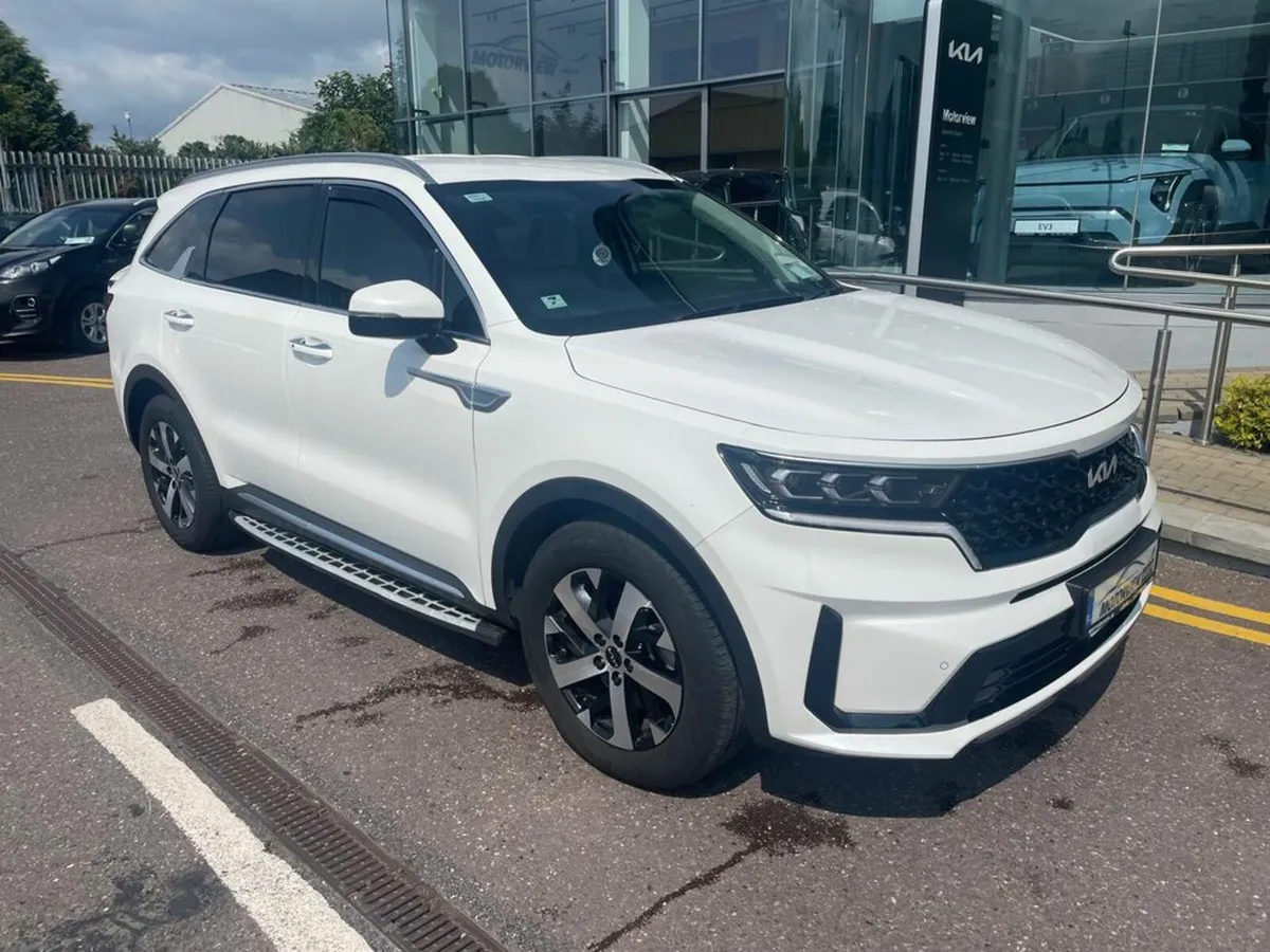 Kia Sorento 232 2.2D 5 Seater PREMIUM SPEC Automat - Image 2
