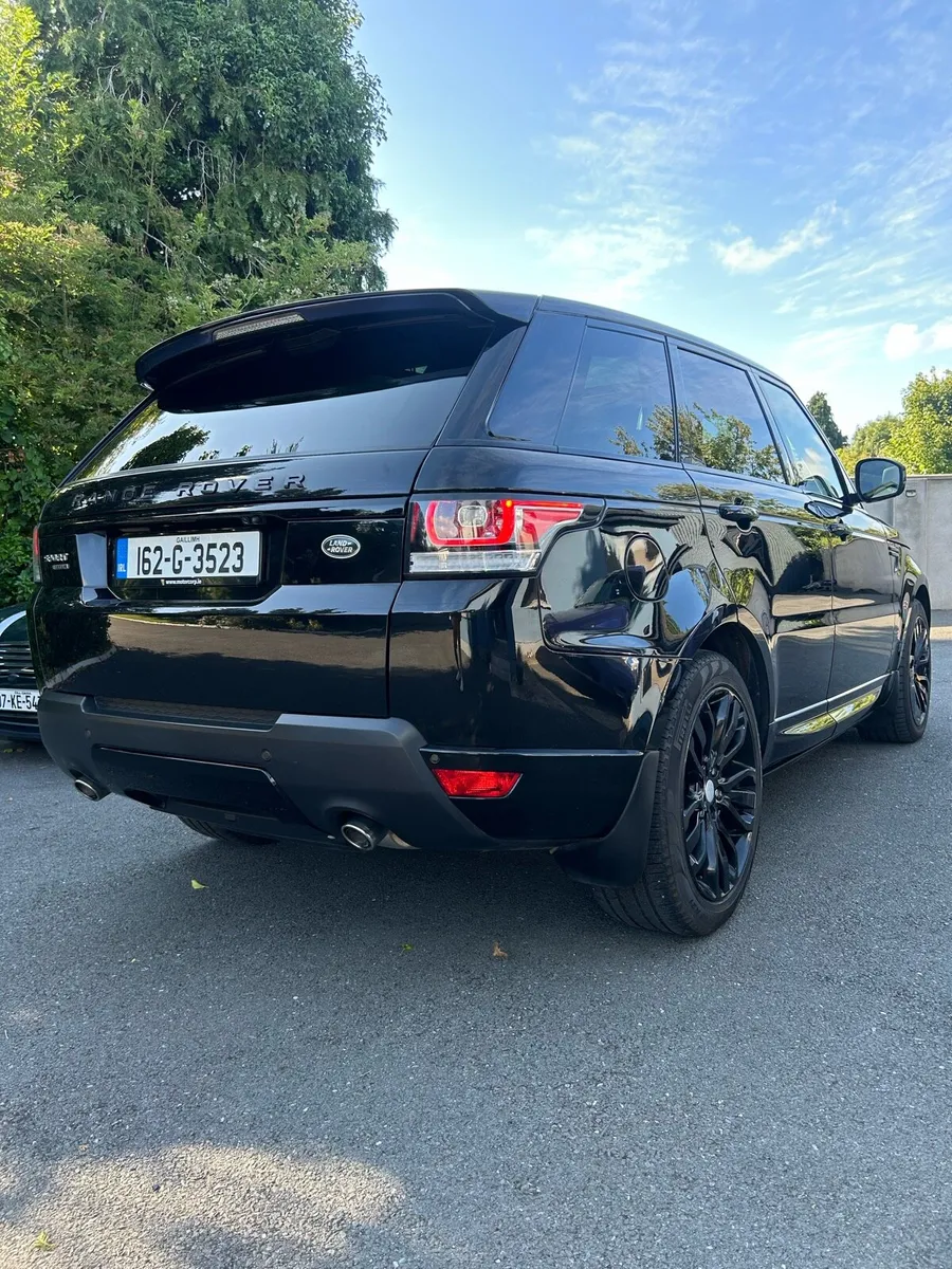 Range Rover Sport - Image 1