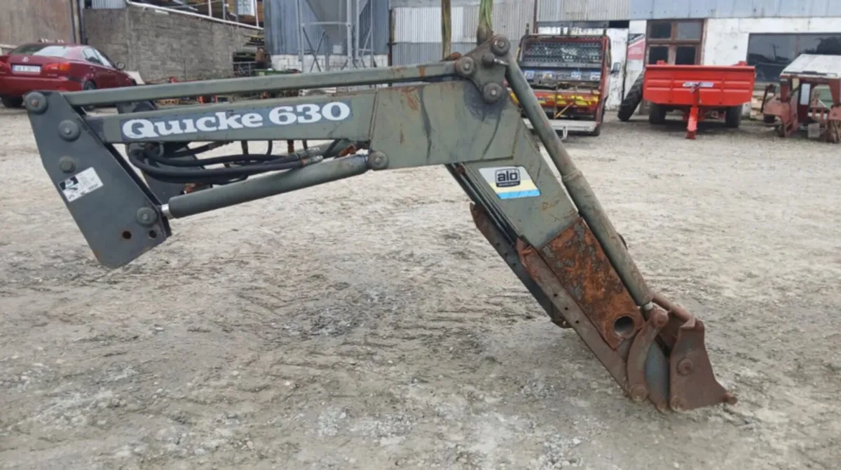 front loaders for 390 and 399 - Image 4