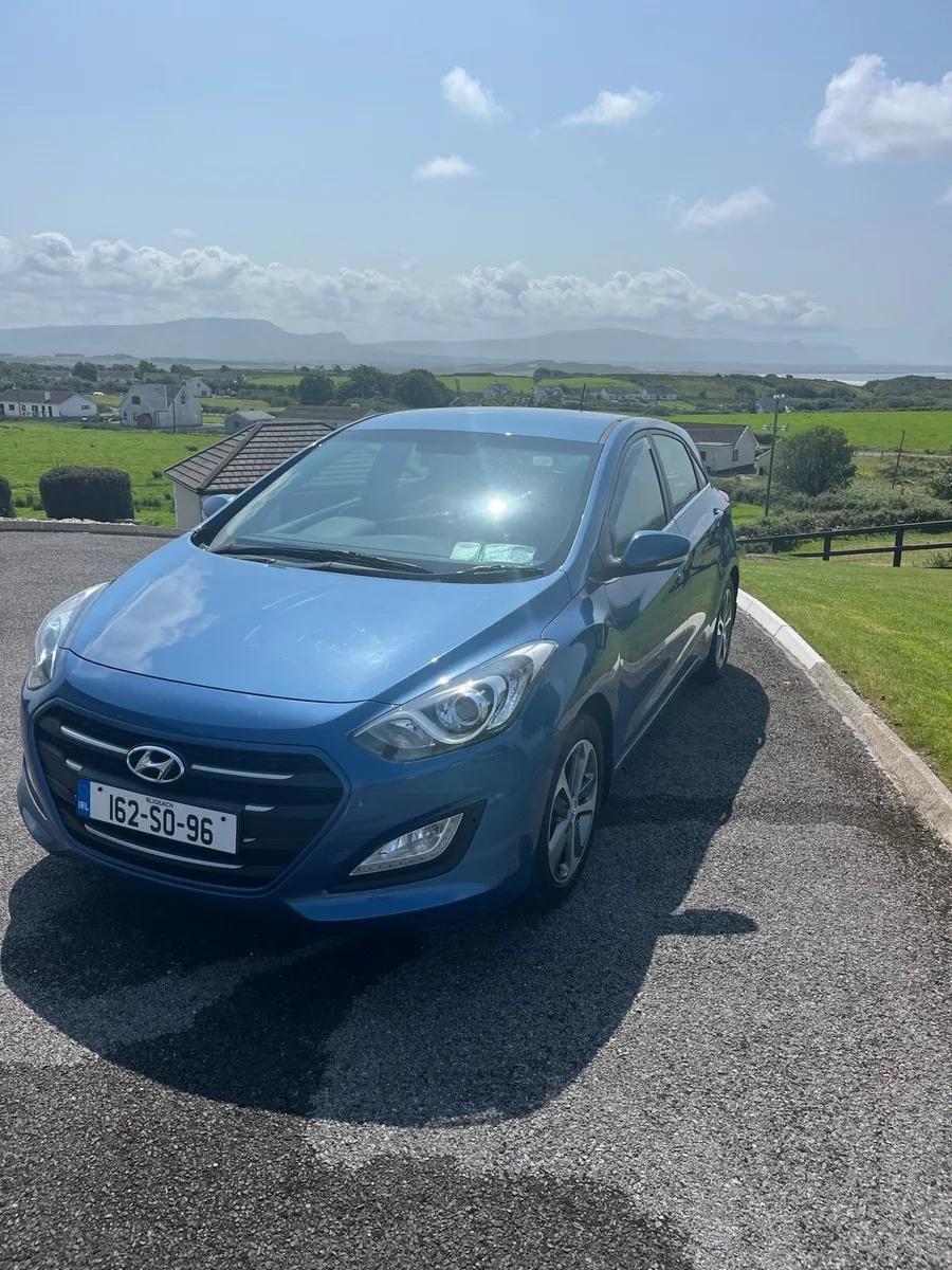 Hyundai i30 1.6 Diesel Deluxe (162) - Image 2