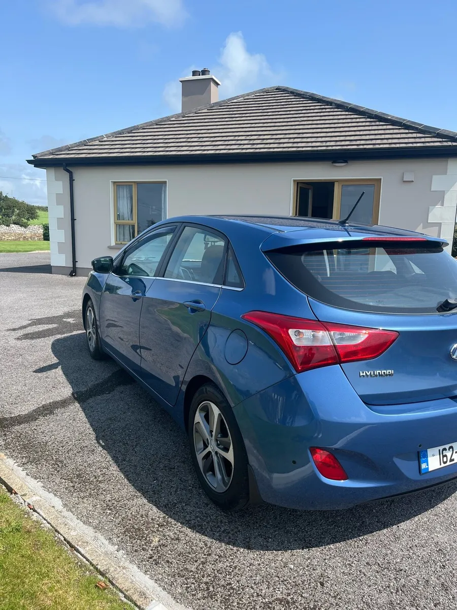 Hyundai i30 1.6 Diesel Deluxe (162) - Image 4