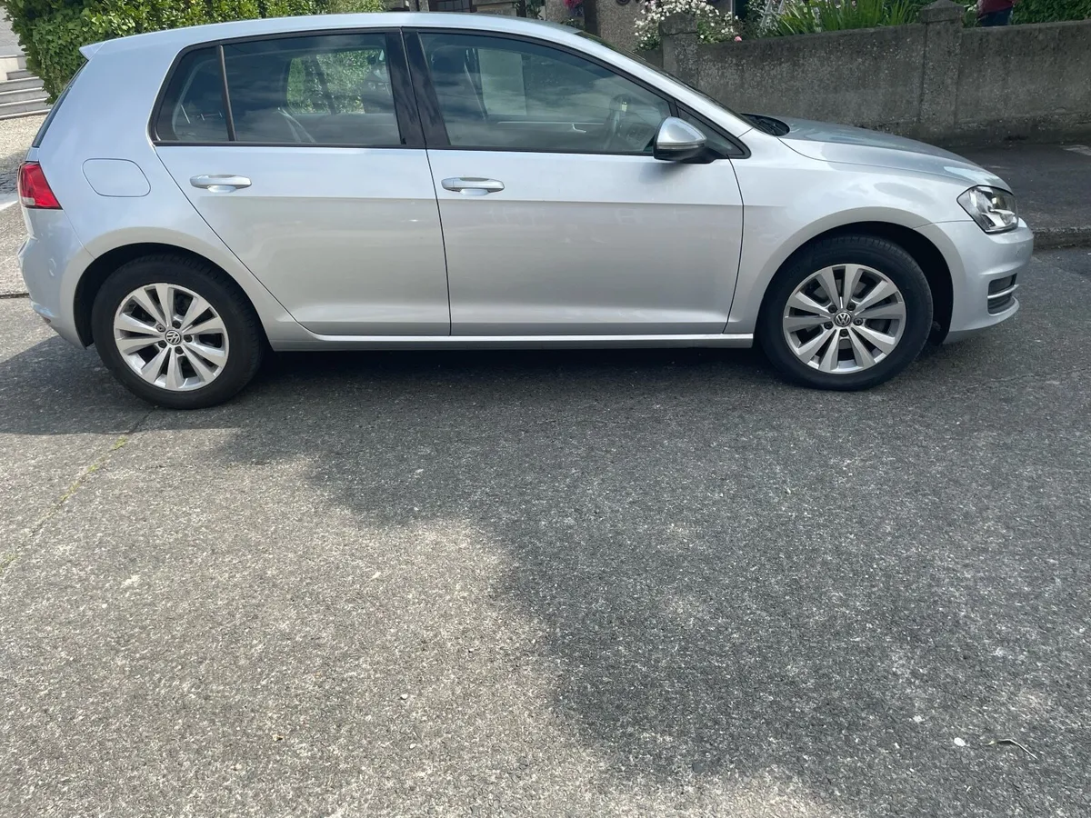 Volkswagen Golf 1.6 TDI 2015 - Image 3