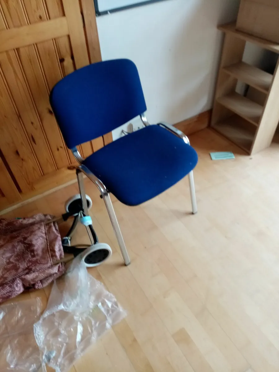 Office furniture - Image 3