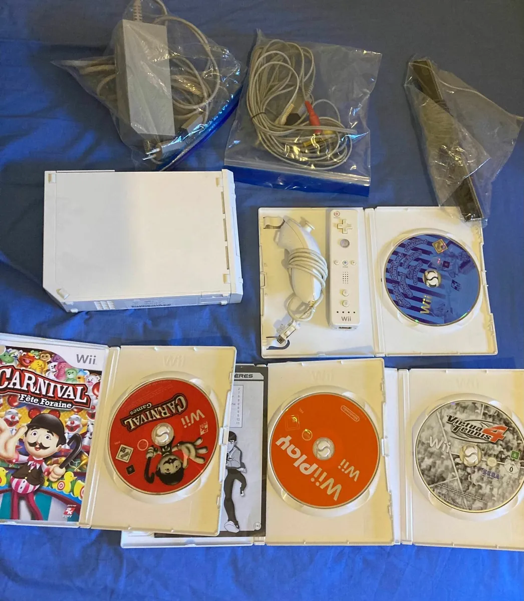 Retro vintage Wii with Controller & more - Image 2