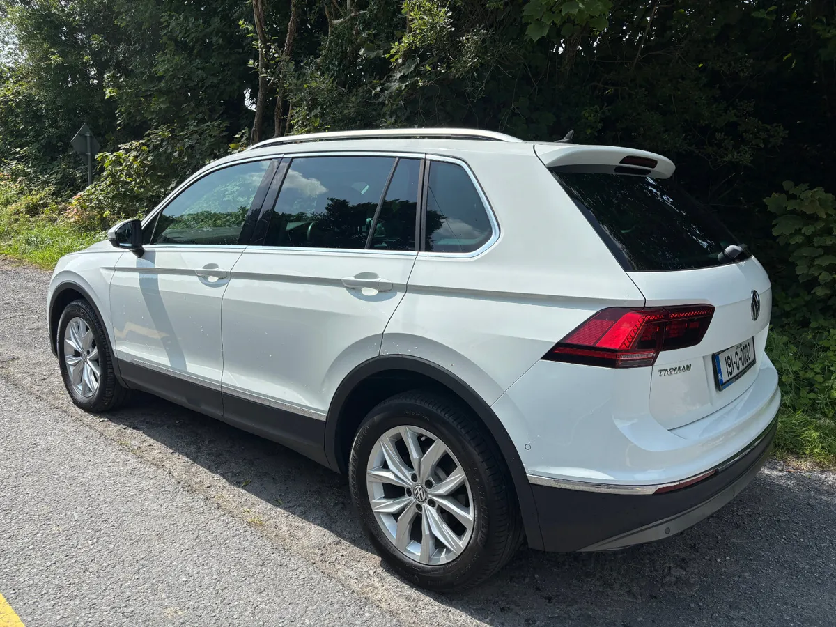 Volkswagen Tiguan DSG 4 MOTION 2019 - Image 3