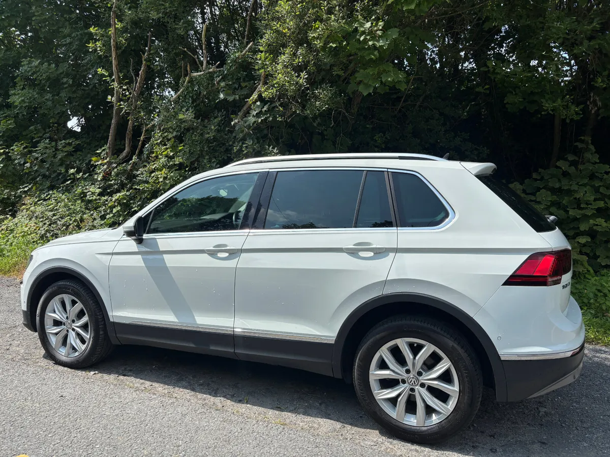 Volkswagen Tiguan DSG 4 MOTION 2019 - Image 4