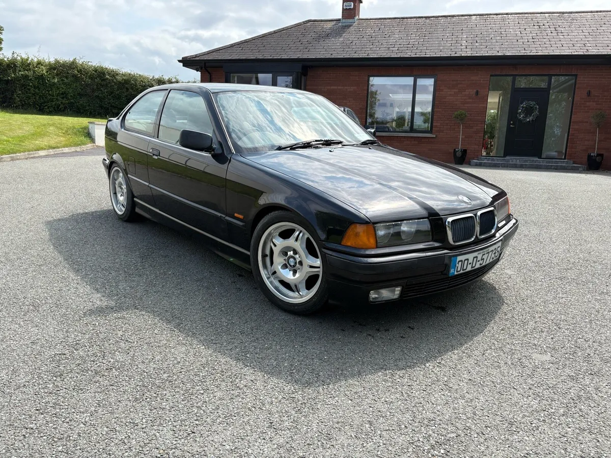 BMW E36 316i Compact - Image 1