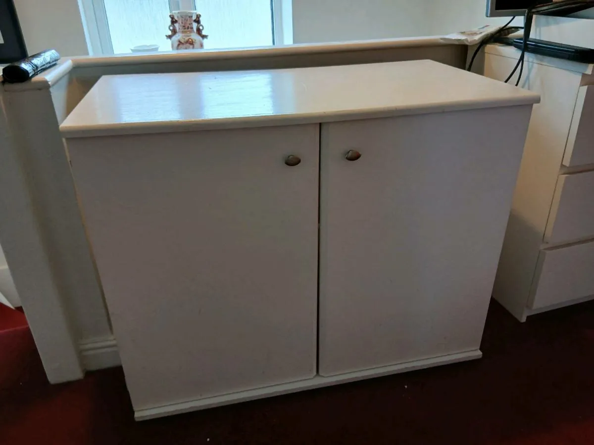 Computer desk/press - Image 1
