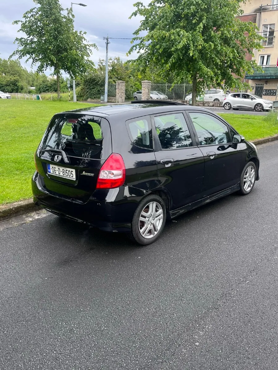 Honda Jazz 1.3 NCT LOW MILEAGE - Image 3