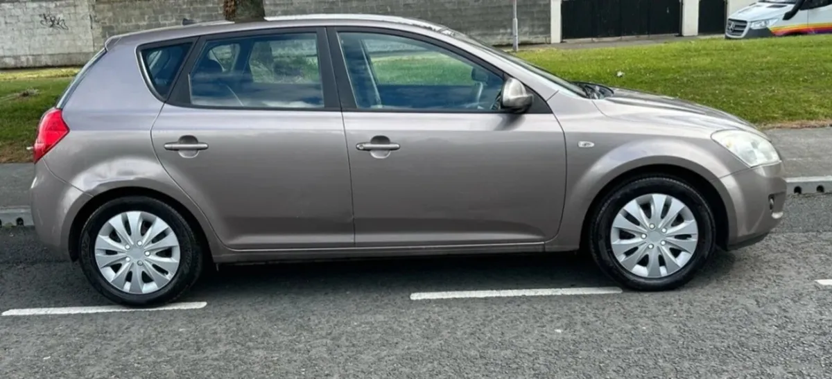 07 kia ceed automatic 12 mnts nct - Image 1