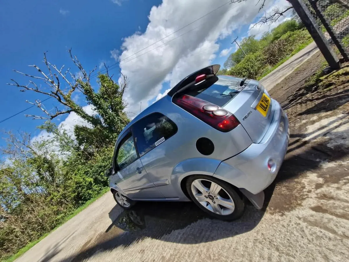Ford Fiesta 2007 - Image 4
