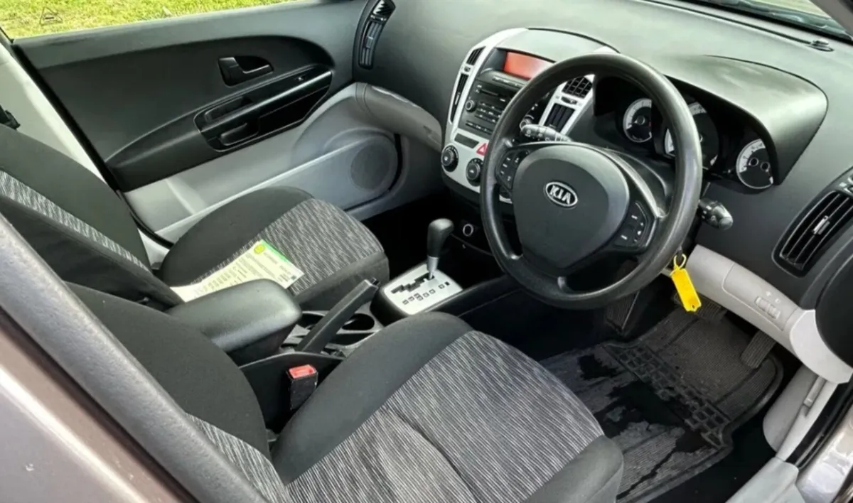 07 kia ceed automatic 12 mnts nct - Image 2