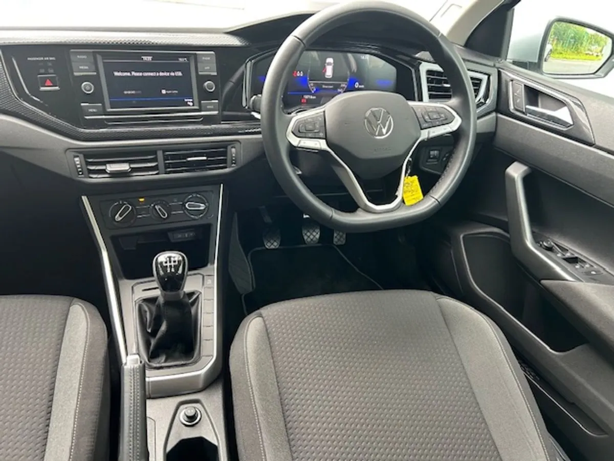 Volkswagen Polo Polo Life 1.0 TSI 95hp M5F - Image 4