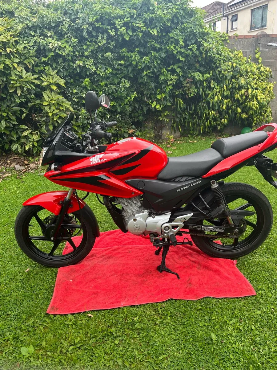 Honda CBF125 - Image 1